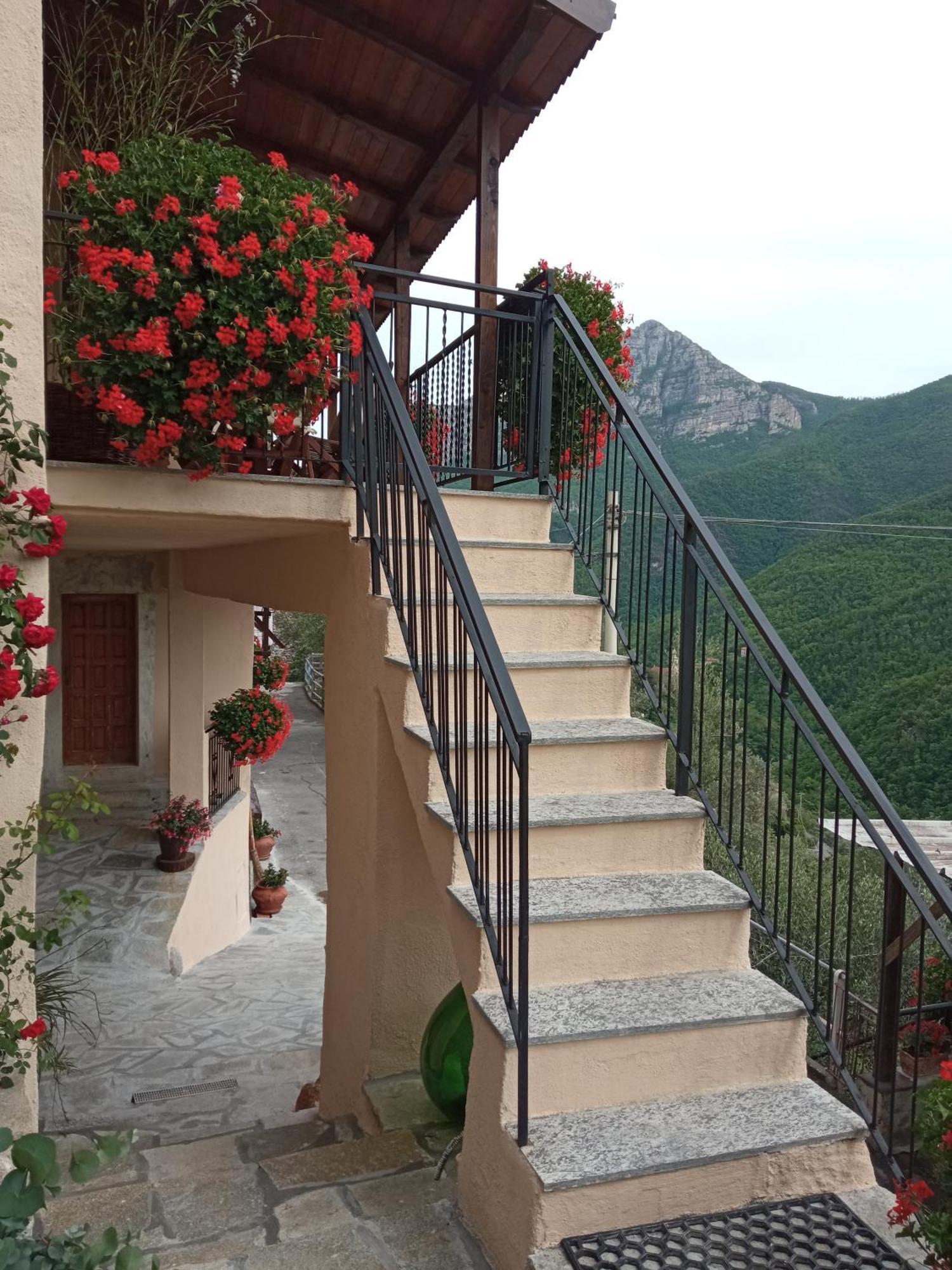 Agriturismo U'Spigu Nonna Annetta Nasino 외부 사진